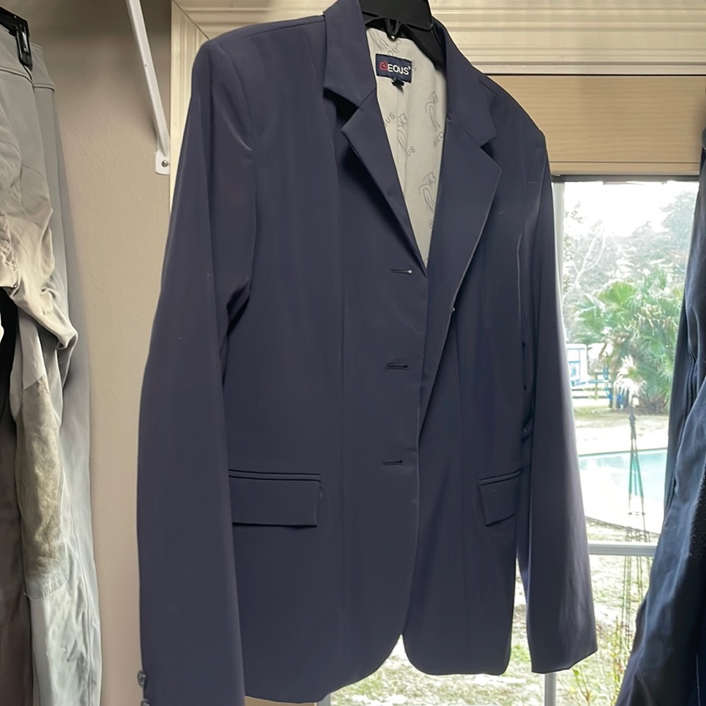 Eous 10R washable hunter jumper show coat.